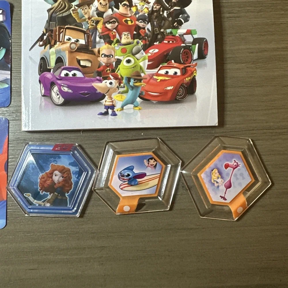 Disney‎ Infinity Lot of Power Discs, Cards, and Infinite Possibilities Booklet